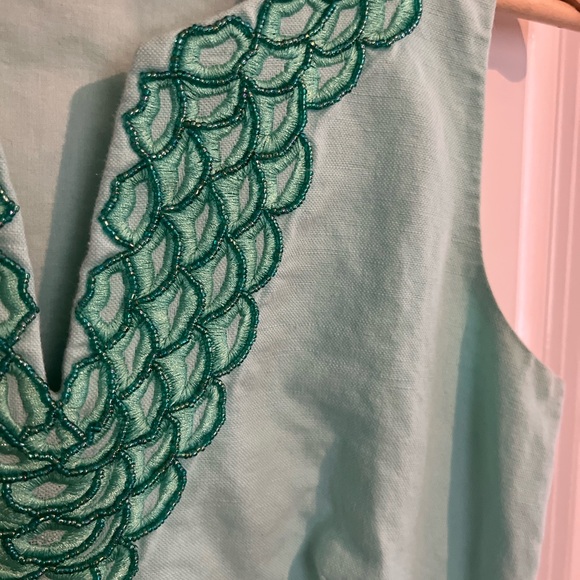 Vineyards Vines Embellished Sleeveless Top - Picture 2 of 4